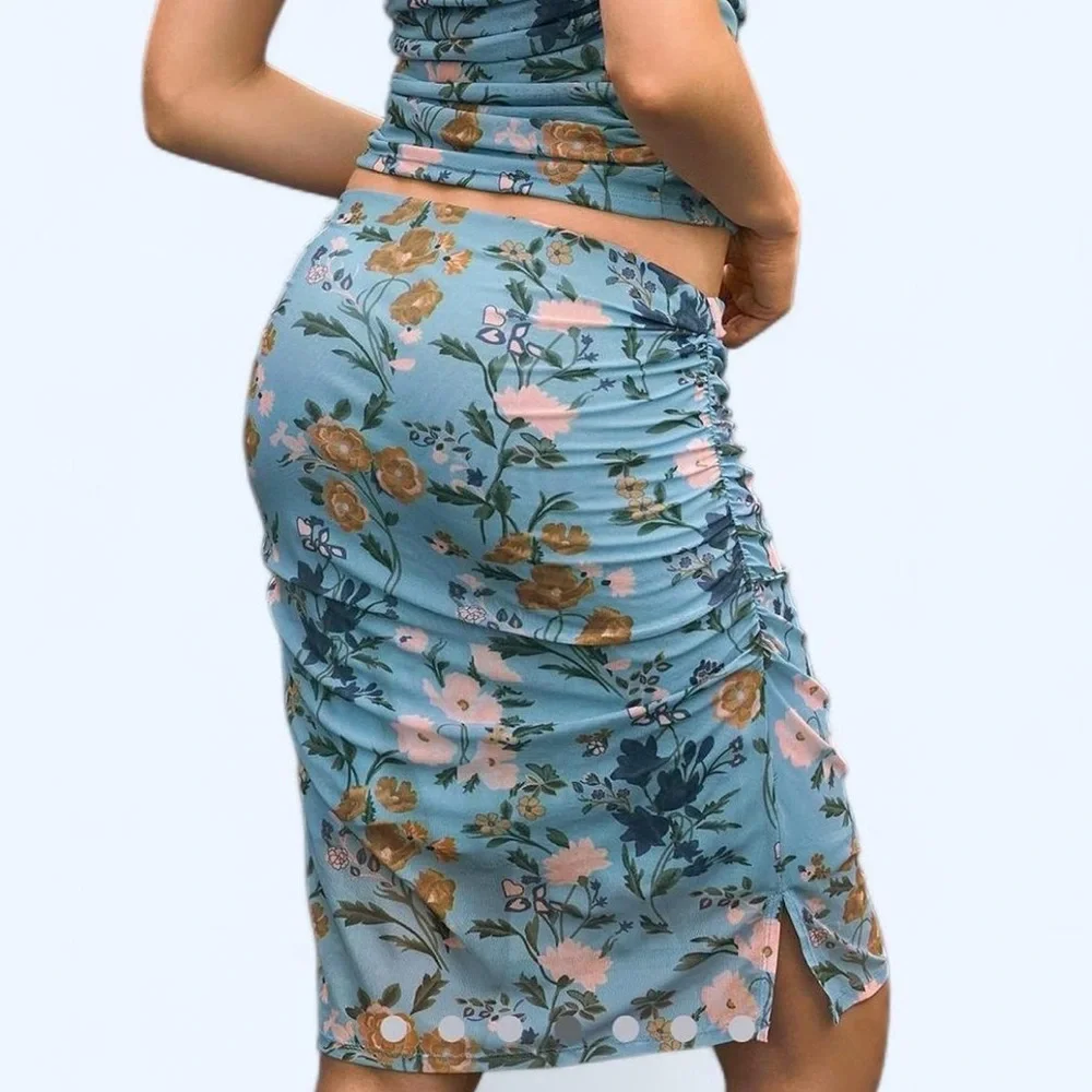 Anthropologie Printed Mesh Pull On Knee-Length Skirt Blue Pink Multi SIZE XS NEW - Picture 3 of 5